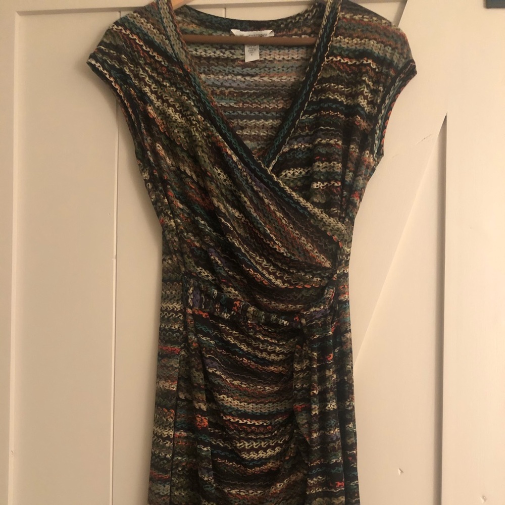 Dress short sleeve.